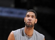 爱游戏ayx-篮球传奇人物离世：前NBA球员生命终结留下无限遗憾的简单介绍