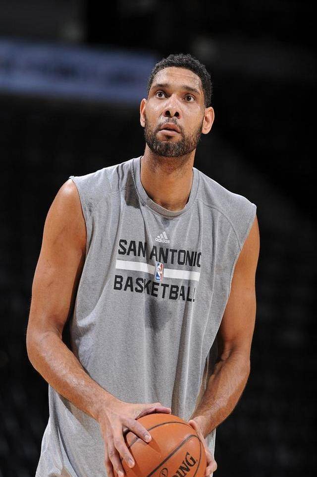 篮球传奇人物离世：前NBA球员生命终结留下无限遗憾的简单介绍