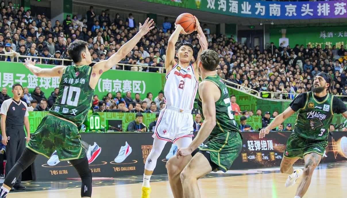 关于杜锋领导球队获得重要胜利，反弹CBA联赛排名的信息