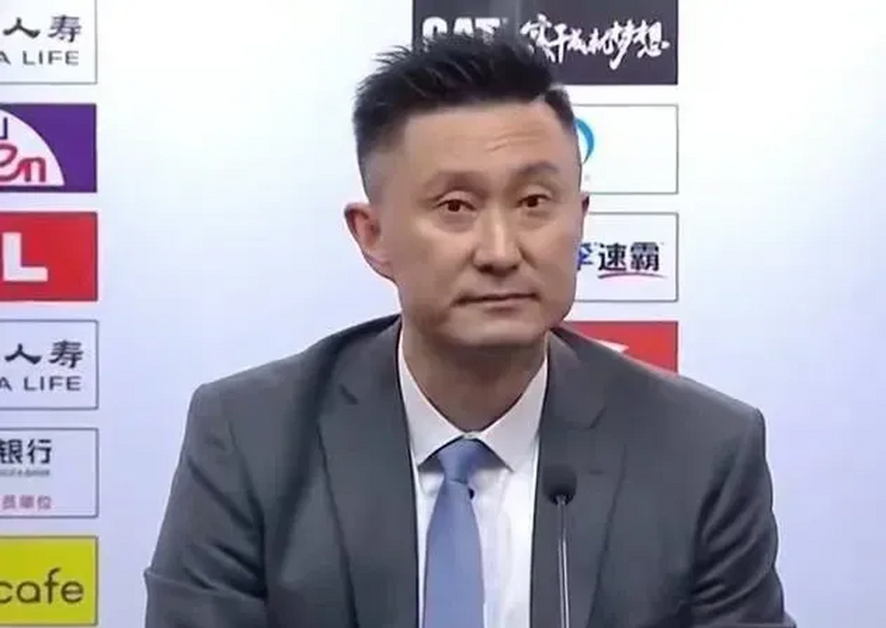 关于杜锋领导球队获得重要胜利，反弹CBA联赛排名的信息