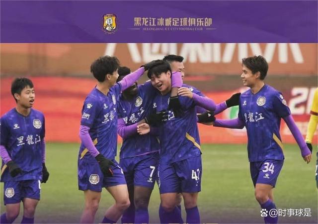 包含劲战连场！尖子球队对抗无懈可击的词条